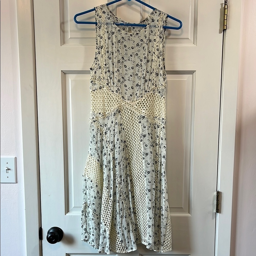 Anthropologie Floreat Micro Floral & Crochet Sheer Fit & Flare Midi Dress - Sz 2